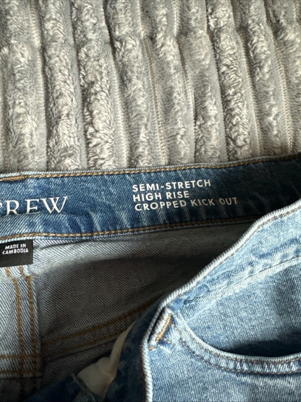J. Crew Semi Stretch High Rise Cropped Kick Out wide leg Light Blue Denim Jeans - Picture 4 of 13